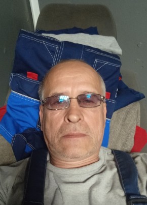 Александр, 62, Россия, Октябрьский (Московская обл.)
