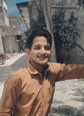 Akhil Biswas, 19, India, Gopālganj