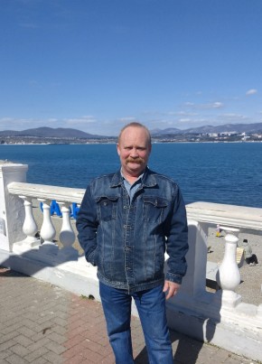 Михаил из Котласа 54 года
