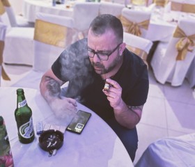 Miroslav, 38 лет, Split
