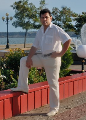 Евгений, 49, Россия, Тамань