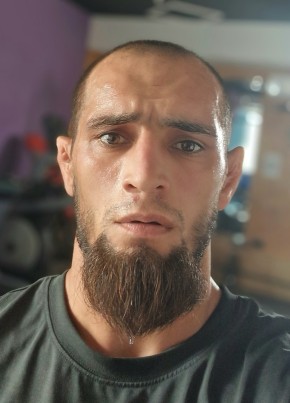 Абу из Махачкалы 28 лет