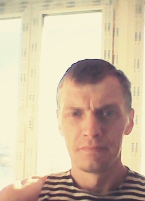 Василий, 42, Россия, Бежецк