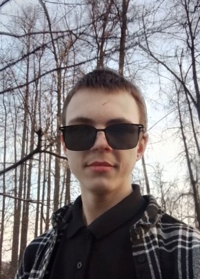 Егор из Ижевска 18 лет