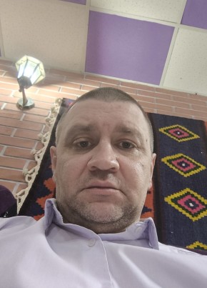Илья