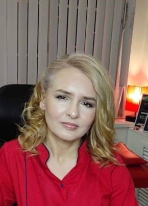 Анна, 40, Россия, Ярославль