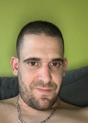 Mathieu, 34, République Française, Montbéliard