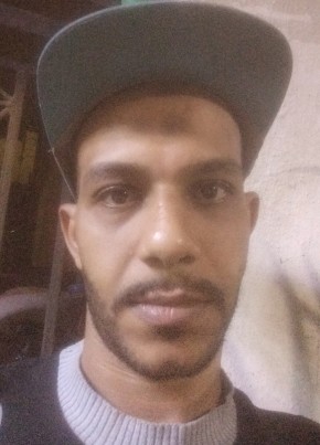 احمد سيد из الأقصر 32 года
