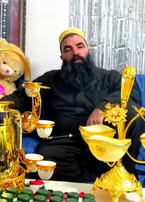علي из Paris 32 года