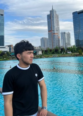 Farhod из Toshkent 20 лет