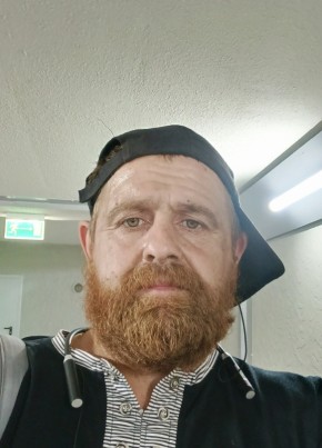 Aleksandr Gushchin, 42, Russia, Kazan