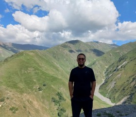 Azatbek Uzakbaev, 31, Osh