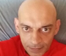 Christian, 52, Oristano