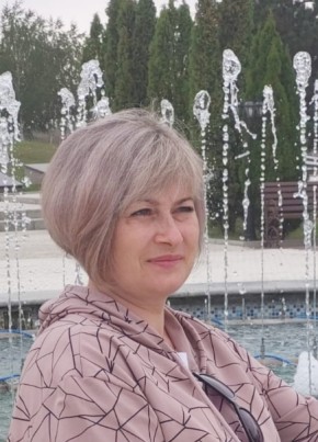 Наталья из Артема 52 года