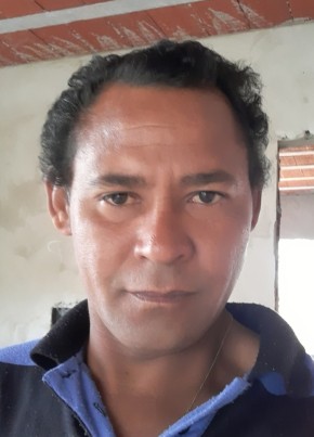 Antonio, 45, República Federativa do Brasil, Porto Alegre