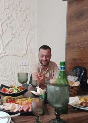 Arut, 36, Russia, Moscow