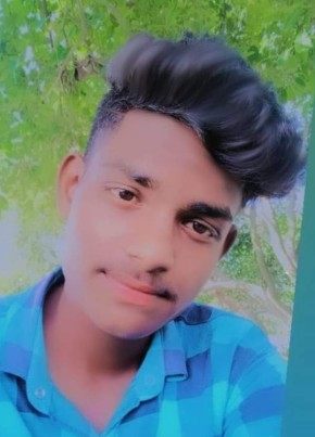 GK king, 19, India, New Delhi