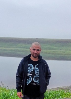 Vladimir, 35, Russia, Yelizovo