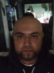 Yisus, 42, Tijuana