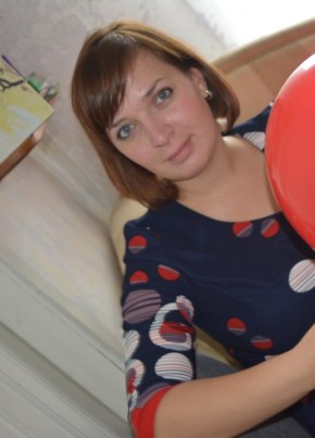 Настасья, 35, Россия, Омск