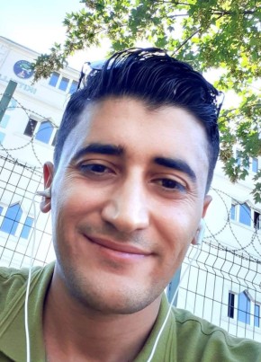 Mohammed ghazi, 30, Türkiye Cumhuriyeti, İstanbul