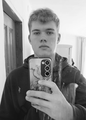Егор из Шадринска 18 лет