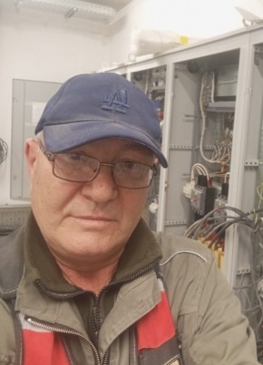Вадим из Ижевска 58 лет