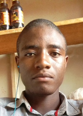 Saaka Arajabu, 19, Uganda, Kampala