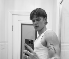 Artemiy, 23, Moscow
