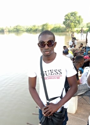 Pabi, 31, Republic of The Gambia, Sukuta