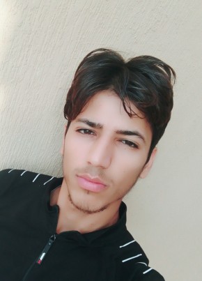 عمر, 21, Lebanon, Beirut