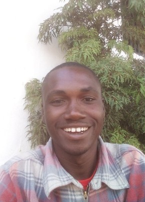 Amara sankoh, 25, Sierra Leone, Freetown