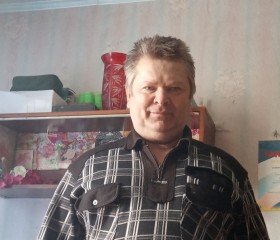 юрий, 58 лет, Балашов