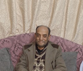 انور يعقوب, 72, Alexandria