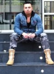 Cesar, 36, Bogota