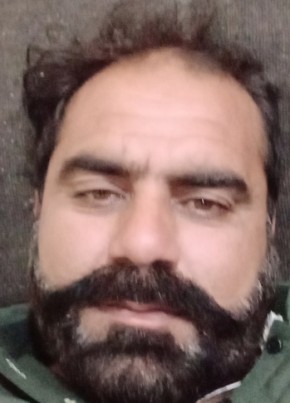 Israr, 31, پاکستان, مِيانوالى‎