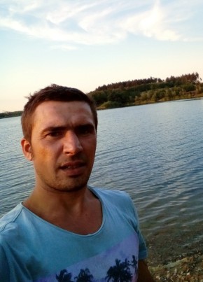 Олег, 40, Česká republika, Praha