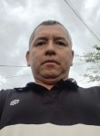 Octavio, 53, Bogota