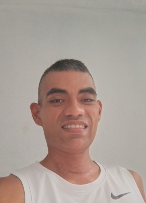 ANDRÉS из Floridablanca 32 года