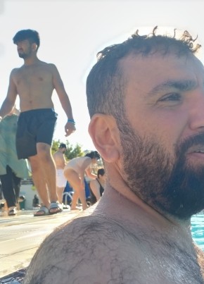 Ahmet, 40, Türkiye Cumhuriyeti, İstanbul