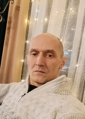 Евгений из Луги 45 лет