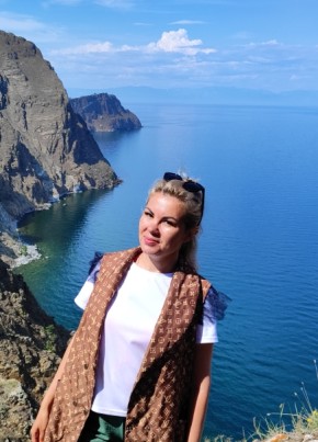Анна из Иркутска 32 года