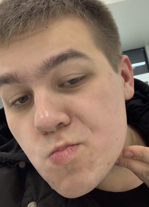 Денисо из Карпинска 23 года
