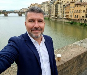 Vitaliy, 46, Yekaterinburg