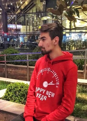 Muhammet, 24, Türkiye Cumhuriyeti, İstanbul