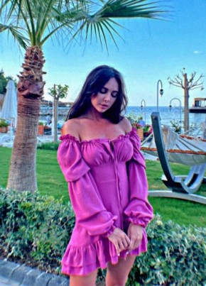 Анна из Барнаула 28 лет