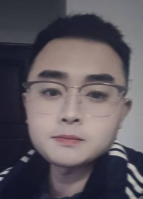 He Jun из Qo‘qon 26 лет