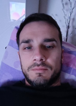 Bon, 18, Bulgaria, Sofia