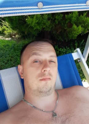 Анатолий, 36, Россия, Калуга