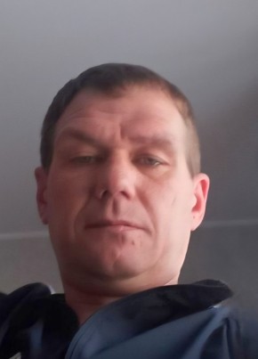 Сергей из Омска 46 лет